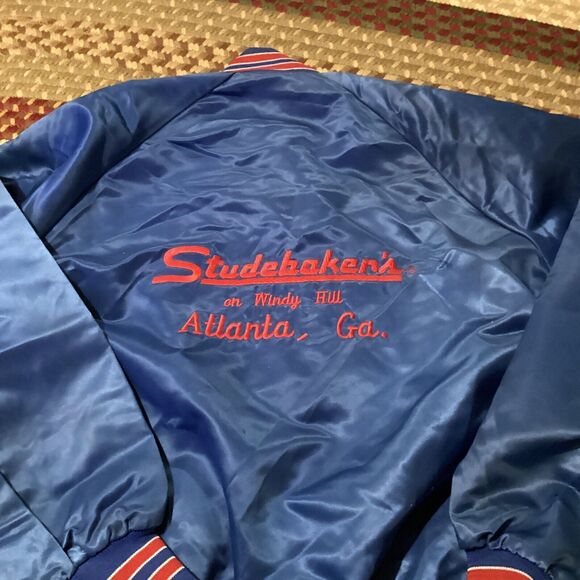 Vintage Chalk Line Studabaker's Atlanta GA Car Blue/Red Satin Jacket Sz Small - Picture 14 of 16